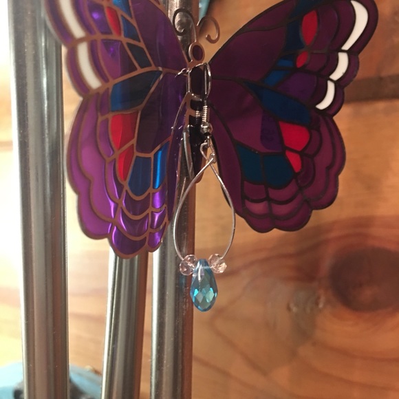 Blue & white Swarovski crystal earrings - Picture 5 of 6